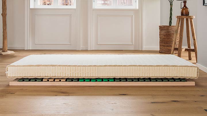 Matelas pour adolescent en latex naturel « Sana-Classic »