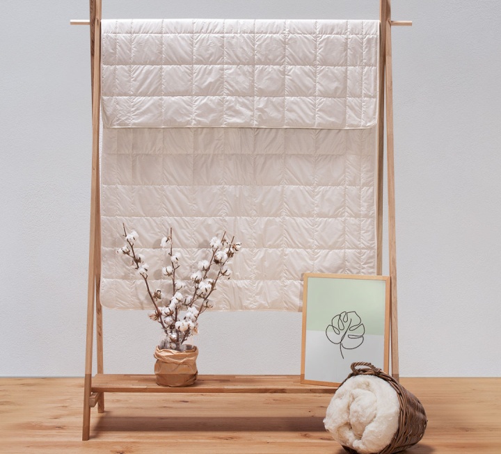 Couette ultra légère en lin et coton « Linaro » Couette ultra légère en lin et coton « Linaro »