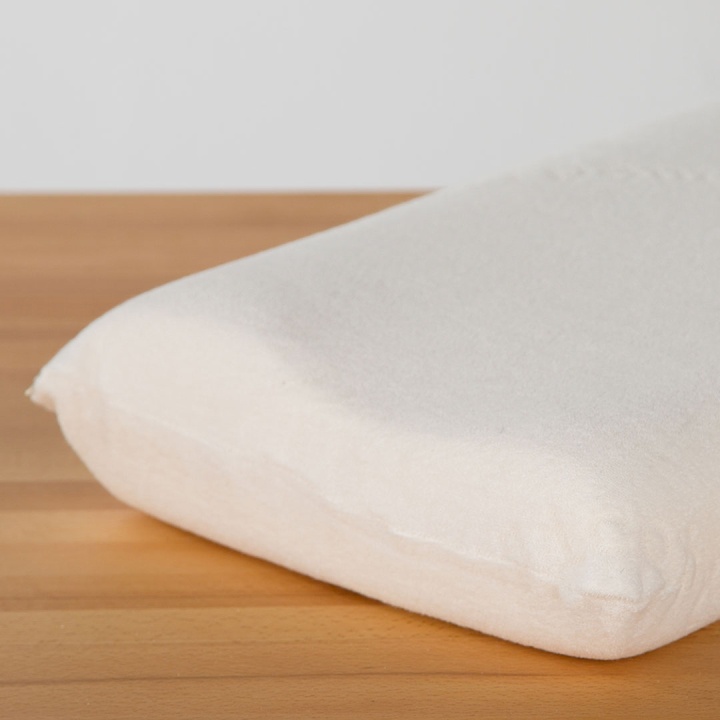 Housse de rechange pour oreiller ergonomique en mousse viscoélastique « Ortho-Plus » Housse de rechange pour oreiller ergonomique en mousse viscoélastique « Ortho-Plus »