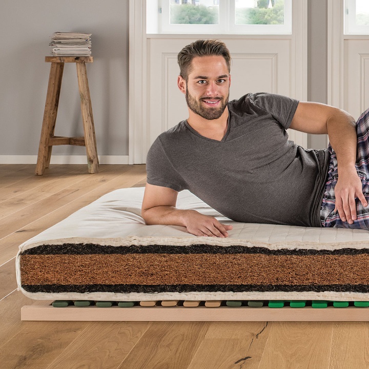 Matelas en fibres de coco/crin de cheval « Cavallo » Matelas en fibres de coco/crin de cheval « Cavallo »