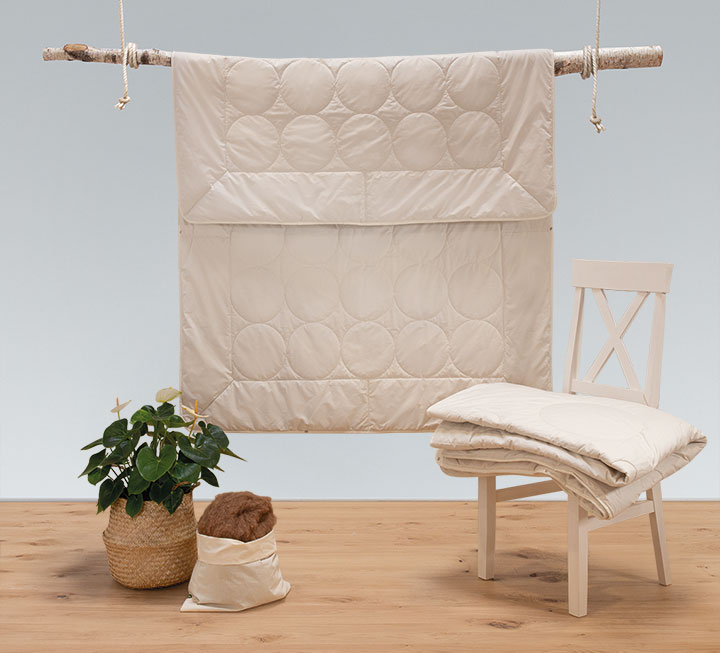 Couette légère polyvalente en duvet de chameau « Cammello » Couette légère polyvalente en duvet de chameau « Cammello »