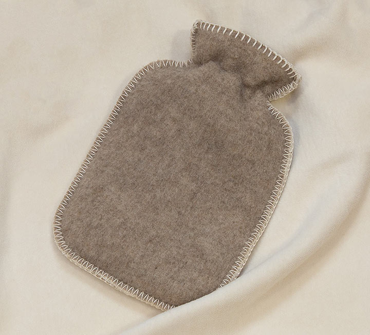 Procure du bien-être, ici en coloris naturel beige/blanc Procure du bien-être, ici en coloris naturel beige/blanc
