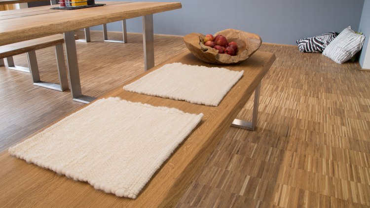 Coussin d'assise en laine vierge dans un blanc naturel noble - confort « Made in Germany »