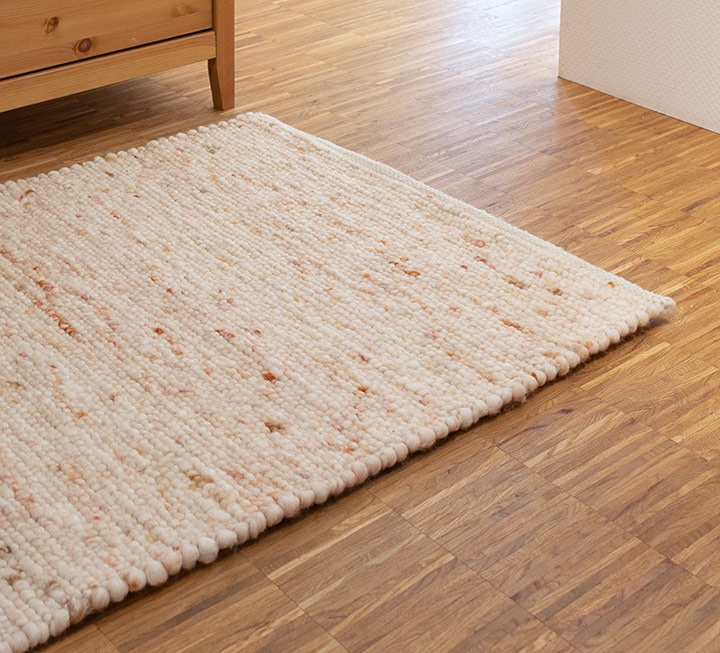 Confortable tapis en laine vierge tissé à la main en rosa-terra moucheté Confortable tapis en laine vierge tissé à la main en rosa-terra moucheté