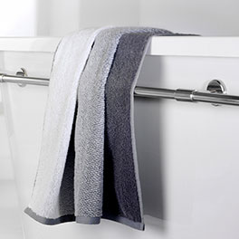 Noble et élégante la serviette de bain en gris/gris-clair